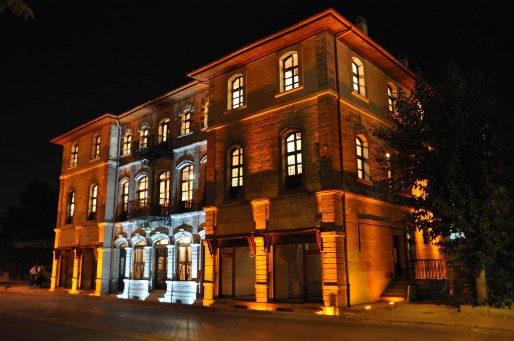 Konya'da 130 yıldır göz kamaştıran Avrupa mimarisi 1